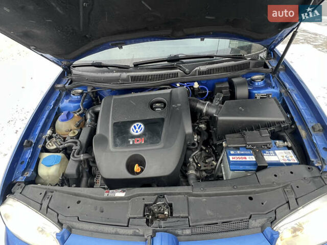 Синий Фольксваген Гольф, объемом двигателя 1.9 л и пробегом 322 тыс. км за 4499 $, фото 33 на Automoto.ua