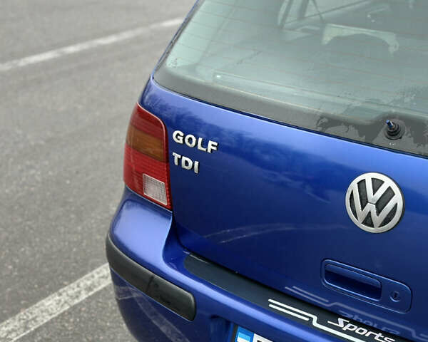 Синий Фольксваген Гольф, объемом двигателя 1.9 л и пробегом 215 тыс. км за 3700 $, фото 11 на Automoto.ua