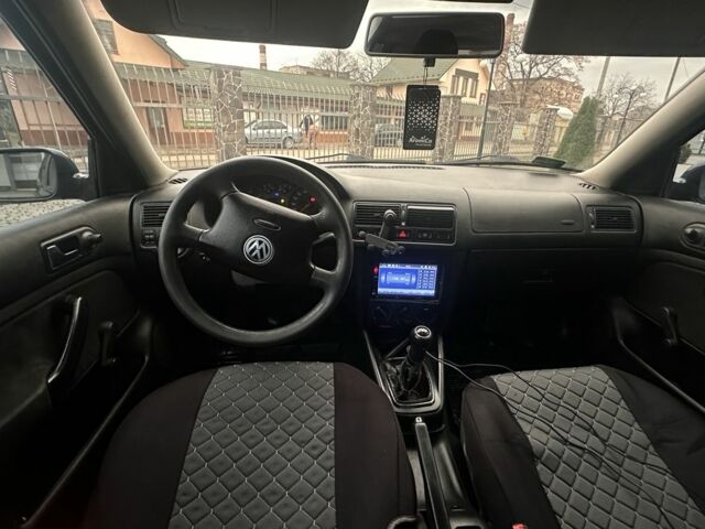 Синий Фольксваген Гольф, объемом двигателя 1.4 л и пробегом 220 тыс. км за 3300 $, фото 10 на Automoto.ua