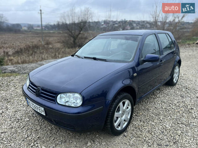 Синий Фольксваген Гольф, объемом двигателя 1.6 л и пробегом 192 тыс. км за 3999 $, фото 1 на Automoto.ua
