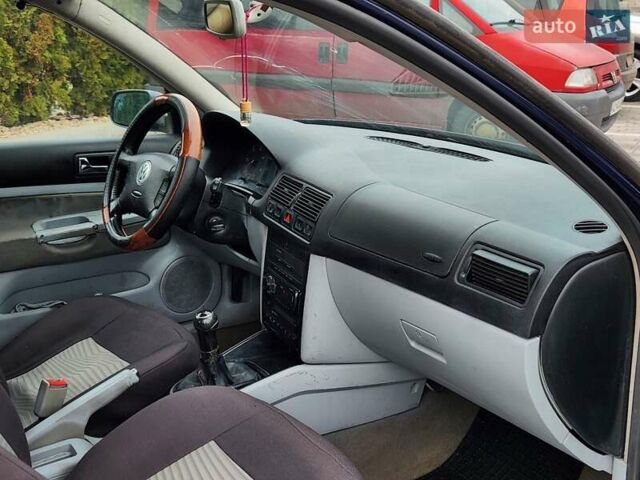 Синий Фольксваген Гольф, объемом двигателя 1.9 л и пробегом 354 тыс. км за 1150 $, фото 11 на Automoto.ua