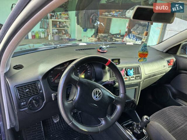 Синий Фольксваген Гольф, объемом двигателя 1.4 л и пробегом 206 тыс. км за 4600 $, фото 14 на Automoto.ua