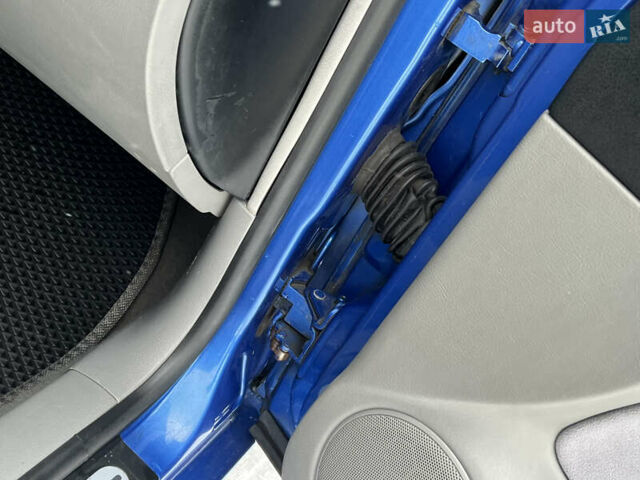 Синий Фольксваген Гольф, объемом двигателя 1.9 л и пробегом 322 тыс. км за 4499 $, фото 62 на Automoto.ua