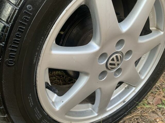 Синий Фольксваген Гольф, объемом двигателя 1.6 л и пробегом 207 тыс. км за 4500 $, фото 3 на Automoto.ua