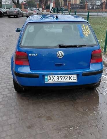 Синий Фольксваген Гольф, объемом двигателя 1.4 л и пробегом 276 тыс. км за 4500 $, фото 2 на Automoto.ua
