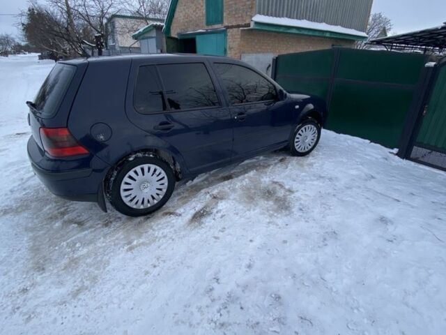 Синій Фольксваген Гольф, об'ємом двигуна 1.6 л та пробігом 300 тис. км за 3500 $, фото 3 на Automoto.ua