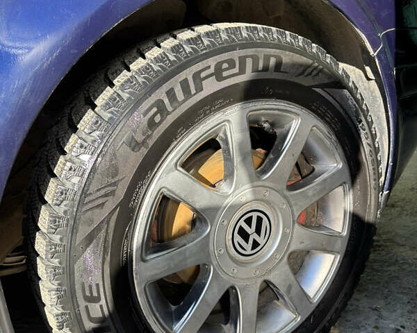 Синий Фольксваген Гольф, объемом двигателя 1.4 л и пробегом 206 тыс. км за 4600 $, фото 4 на Automoto.ua