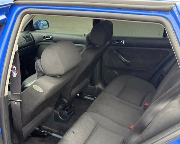 Синій Фольксваген Гольф, об'ємом двигуна 1.6 л та пробігом 218 тис. км за 4500 $, фото 8 на Automoto.ua