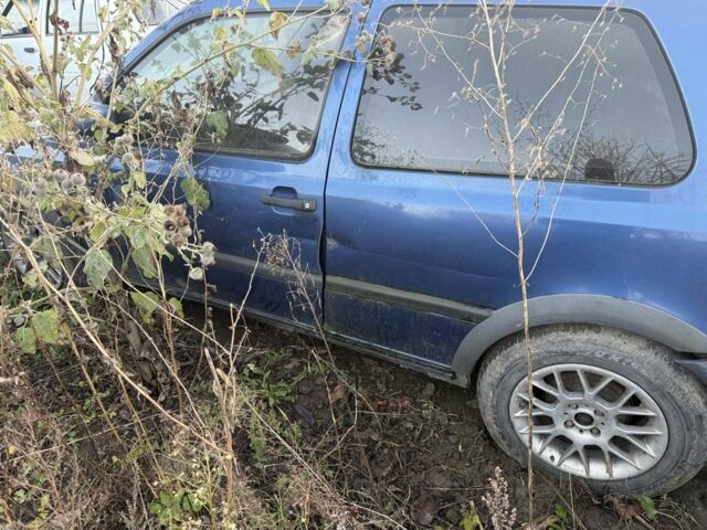 Синий Фольксваген Гольф, объемом двигателя 0 л и пробегом 350 тыс. км за 550 $, фото 2 на Automoto.ua