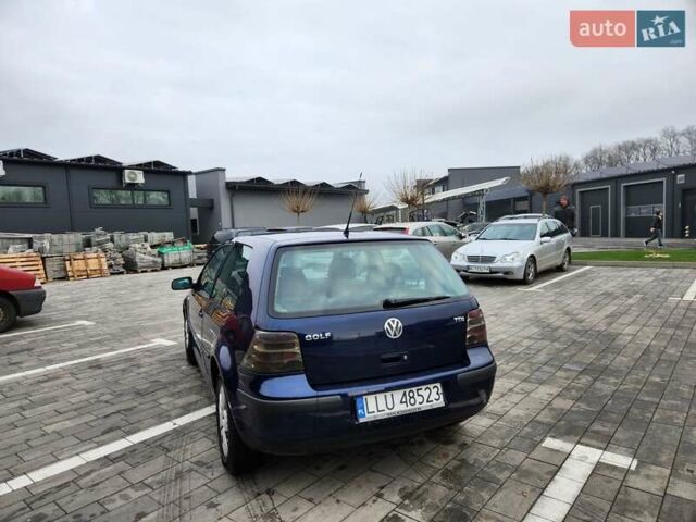 Синий Фольксваген Гольф, объемом двигателя 1.9 л и пробегом 354 тыс. км за 1150 $, фото 3 на Automoto.ua