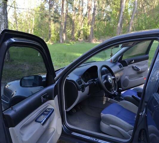 Синій Фольксваген Гольф, об'ємом двигуна 1.6 л та пробігом 311 тис. км за 4599 $, фото 5 на Automoto.ua