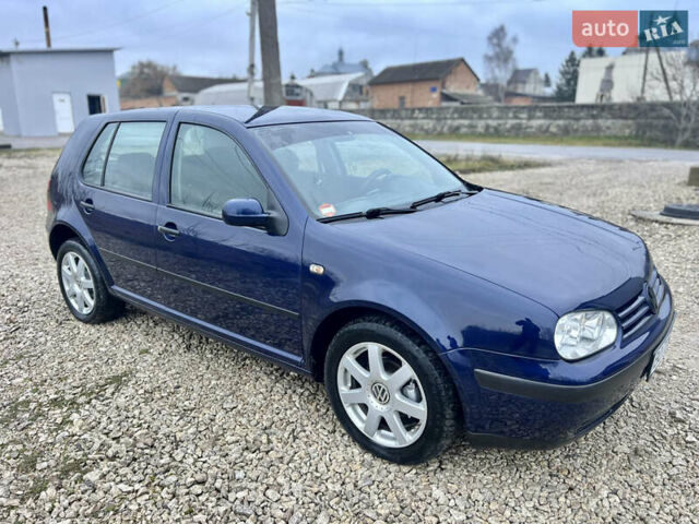 Синий Фольксваген Гольф, объемом двигателя 1.6 л и пробегом 192 тыс. км за 3999 $, фото 9 на Automoto.ua
