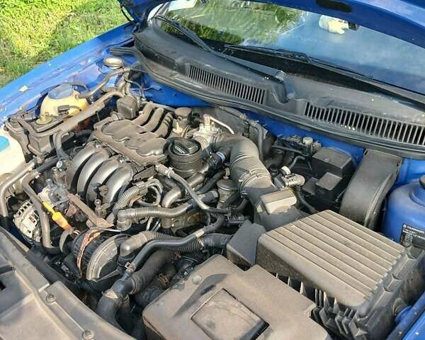 Синий Фольксваген Гольф, объемом двигателя 1.6 л и пробегом 137 тыс. км за 5300 $, фото 10 на Automoto.ua