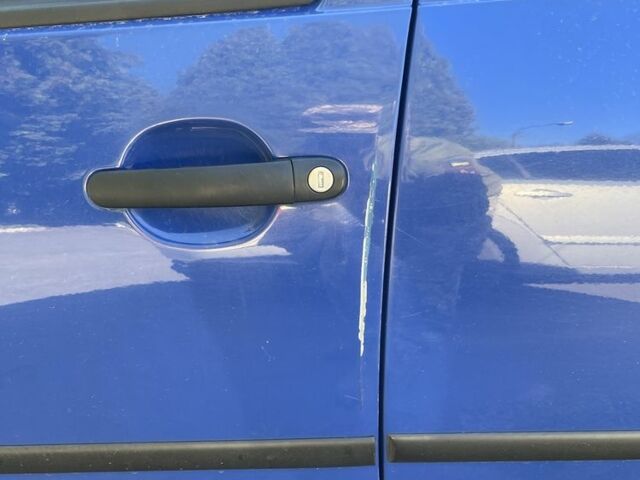 Синий Фольксваген Гольф, объемом двигателя 1.4 л и пробегом 274 тыс. км за 4100 $, фото 2 на Automoto.ua