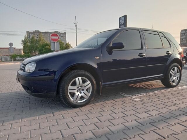 Синій Фольксваген Гольф, об'ємом двигуна 1.6 л та пробігом 250 тис. км за 2750 $, фото 1 на Automoto.ua