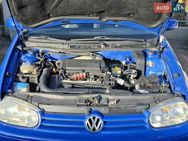 Синій Фольксваген Гольф, об'ємом двигуна 1.6 л та пробігом 200 тис. км за 3400 $, фото 27 на Automoto.ua