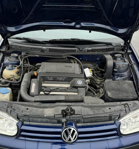 Синий Фольксваген Гольф, объемом двигателя 1.39 л и пробегом 200 тыс. км за 3699 $, фото 15 на Automoto.ua