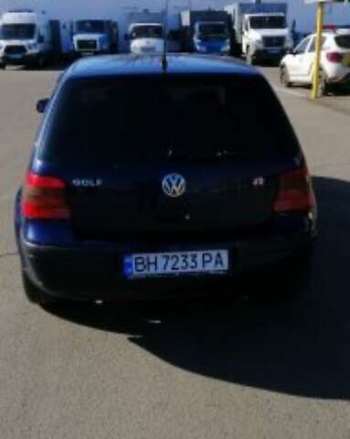 Синий Фольксваген Гольф, объемом двигателя 1.4 л и пробегом 240 тыс. км за 4000 $, фото 5 на Automoto.ua