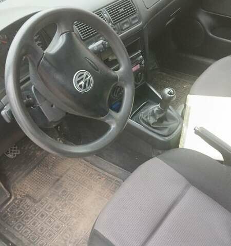 Синий Фольксваген Гольф, объемом двигателя 1.39 л и пробегом 203 тыс. км за 4100 $, фото 32 на Automoto.ua