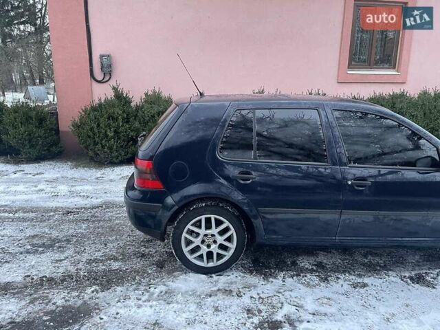 Синий Фольксваген Гольф, объемом двигателя 1.6 л и пробегом 270 тыс. км за 3850 $, фото 7 на Automoto.ua