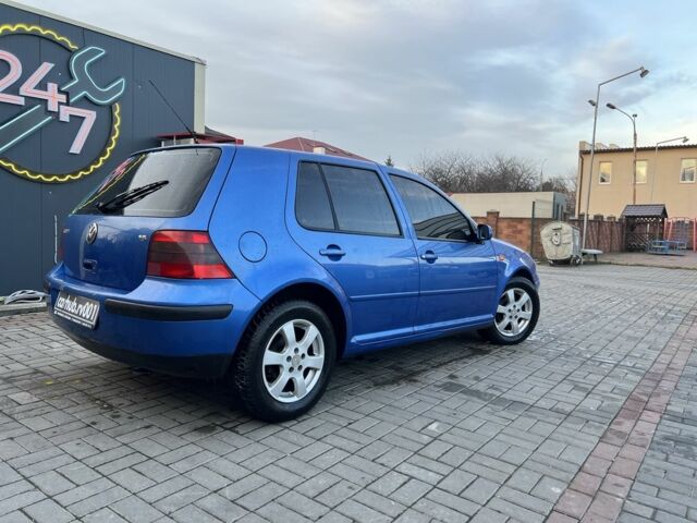 Синий Фольксваген Гольф, объемом двигателя 1.6 л и пробегом 208 тыс. км за 3500 $, фото 3 на Automoto.ua