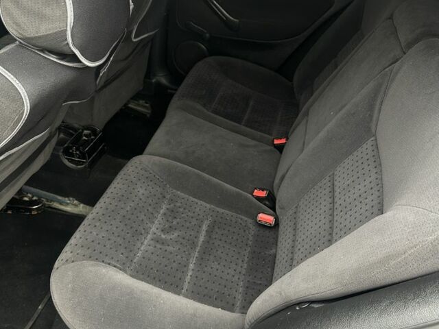 Синий Фольксваген Гольф, объемом двигателя 1.4 л и пробегом 220 тыс. км за 3300 $, фото 6 на Automoto.ua