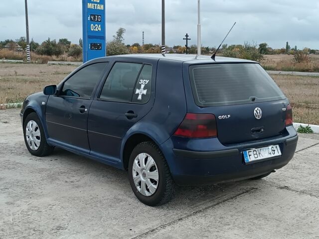 Синий Фольксваген Гольф, объемом двигателя 1.9 л и пробегом 230 тыс. км за 1799 $, фото 3 на Automoto.ua