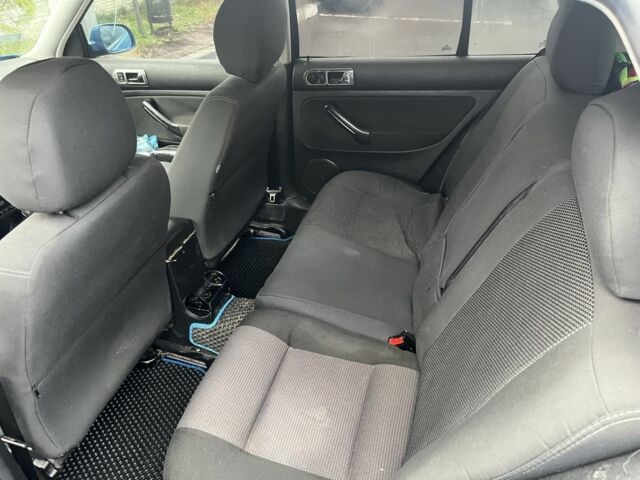 Синій Фольксваген Гольф, об'ємом двигуна 1.9 л та пробігом 340 тис. км за 4000 $, фото 6 на Automoto.ua