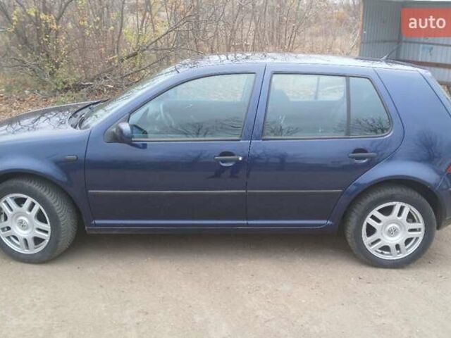 Синий Фольксваген Гольф, объемом двигателя 1.39 л и пробегом 203 тыс. км за 4100 $, фото 2 на Automoto.ua