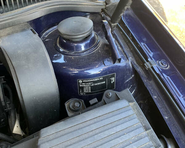 Фольксваген Гольф 2000 в Хмельницком на Automoto.ua Синий Фольксваген Гольф, объемом двигателя 1.6 л и пробегом 100 тыс. км за 5500 $, фото 17 на Automoto.ua