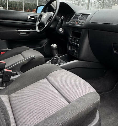 Синий Фольксваген Гольф, объемом двигателя 1.39 л и пробегом 200 тыс. км за 3699 $, фото 14 на Automoto.ua