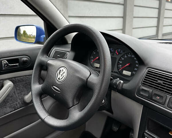 Фольксваген Гольф 2000 в Ивано-Франковске на Automoto.ua Синий Фольксваген Гольф, объемом двигателя 1.39 л и пробегом 256 тыс. км за 4150 $, фото 23 на Automoto.ua