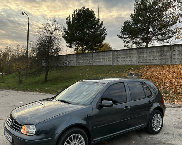 Фольксваген Гольф 2000 в Вараш (Кузнецовск) на Automoto.ua Синий Фольксваген Гольф, объемом двигателя 1.9 л и пробегом 326 тыс. км за 4800 $, фото 2 на Automoto.ua