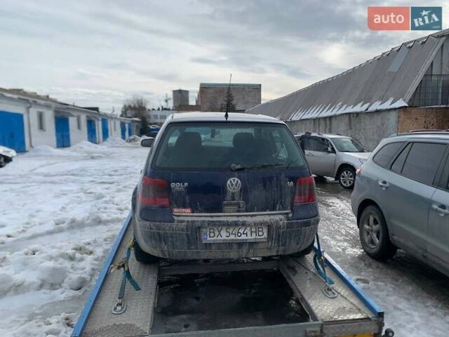 Синий Фольксваген Гольф, объемом двигателя 1.6 л и пробегом 260 тыс. км за 1800 $, фото 3 на Automoto.ua