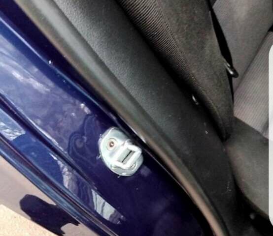 Синий Фольксваген Гольф, объемом двигателя 1.4 л и пробегом 90 тыс. км за 5000 $, фото 6 на Automoto.ua