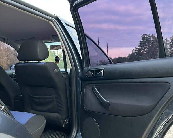 Фольксваген Гольф 2000 в Вараш (Кузнецовск) на Automoto.ua Синий Фольксваген Гольф, объемом двигателя 1.9 л и пробегом 326 тыс. км за 4800 $, фото 10 на Automoto.ua