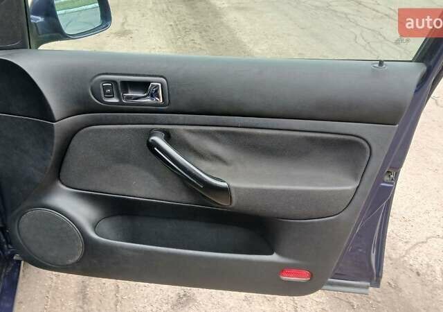 Синий Фольксваген Гольф, объемом двигателя 1.39 л и пробегом 203 тыс. км за 4100 $, фото 15 на Automoto.ua