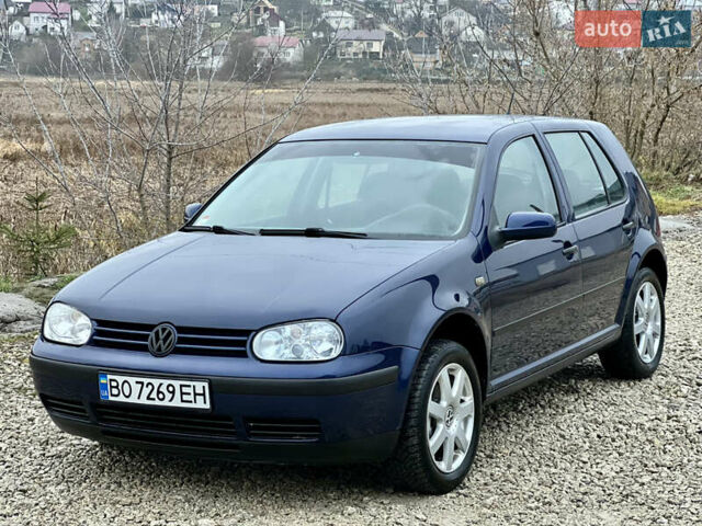 Синий Фольксваген Гольф, объемом двигателя 1.6 л и пробегом 192 тыс. км за 3999 $, фото 2 на Automoto.ua