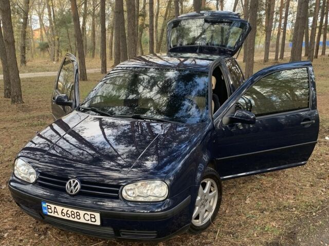 Синий Фольксваген Гольф, объемом двигателя 1.6 л и пробегом 207 тыс. км за 4500 $, фото 9 на Automoto.ua