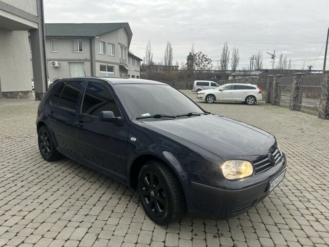 Синий Фольксваген Гольф, объемом двигателя 1.4 л и пробегом 220 тыс. км за 3300 $, фото 2 на Automoto.ua