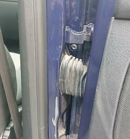 Синий Фольксваген Гольф, объемом двигателя 1.39 л и пробегом 203 тыс. км за 4100 $, фото 23 на Automoto.ua