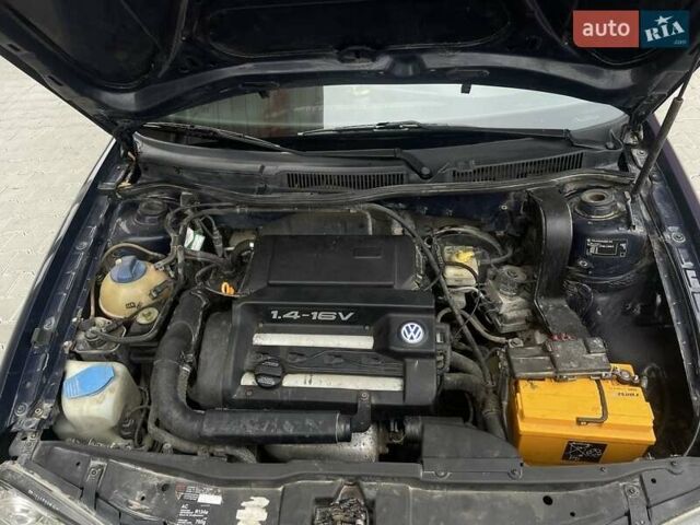 Синий Фольксваген Гольф, объемом двигателя 1.4 л и пробегом 270 тыс. км за 4000 $, фото 6 на Automoto.ua