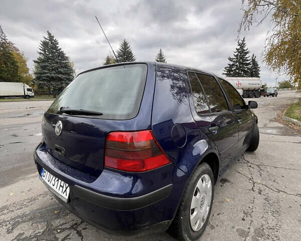 Синий Фольксваген Гольф, объемом двигателя 1.4 л и пробегом 320 тыс. км за 3600 $, фото 5 на Automoto.ua