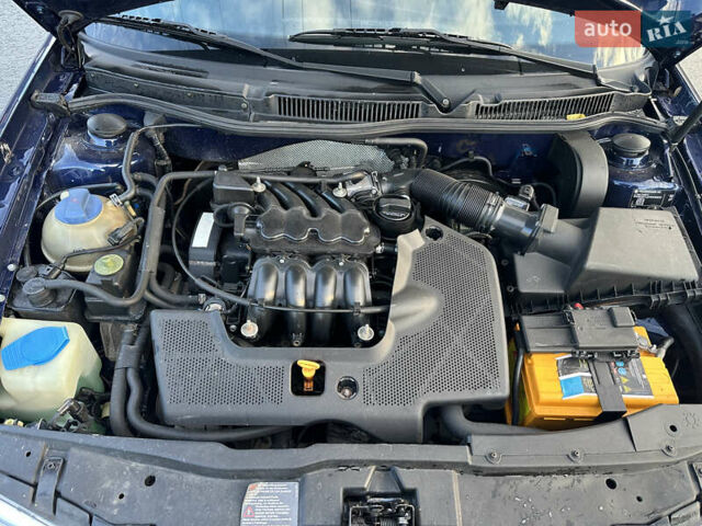 Синій Фольксваген Гольф, об'ємом двигуна 1.6 л та пробігом 200 тис. км за 4350 $, фото 11 на Automoto.ua