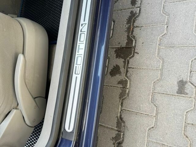 Синій Фольксваген Гольф, об'ємом двигуна 1.39 л та пробігом 149 тис. км за 4100 $, фото 10 на Automoto.ua