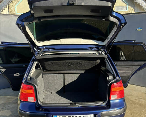 Синий Фольксваген Гольф, объемом двигателя 1.4 л и пробегом 206 тыс. км за 4600 $, фото 21 на Automoto.ua