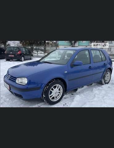 Синий Фольксваген Гольф, объемом двигателя 1.6 л и пробегом 137 тыс. км за 5300 $, фото 1 на Automoto.ua