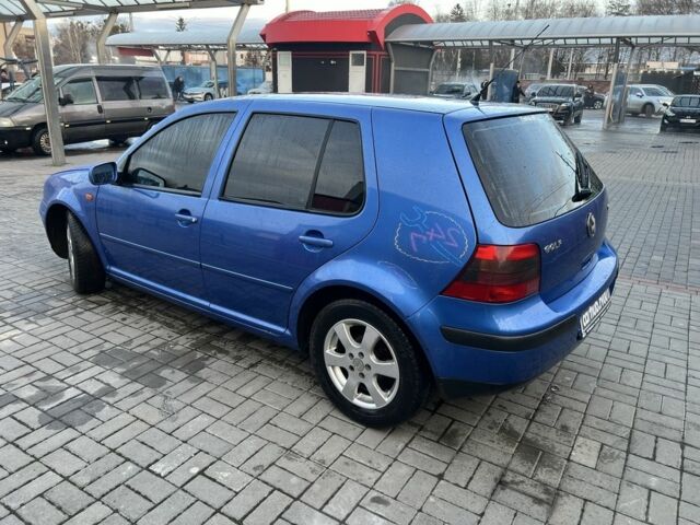 Синий Фольксваген Гольф, объемом двигателя 1.6 л и пробегом 208 тыс. км за 3500 $, фото 2 на Automoto.ua