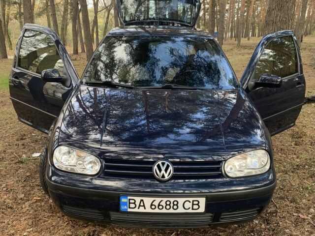 Синий Фольксваген Гольф, объемом двигателя 1.6 л и пробегом 207 тыс. км за 4500 $, фото 7 на Automoto.ua