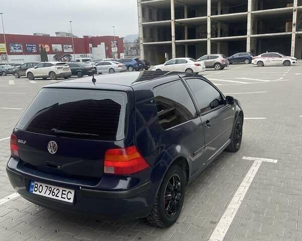 Синий Фольксваген Гольф, объемом двигателя 1.4 л и пробегом 270 тыс. км за 4000 $, фото 1 на Automoto.ua